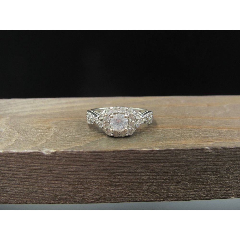 Stunning Silver Women's Ring with Crystal Accents